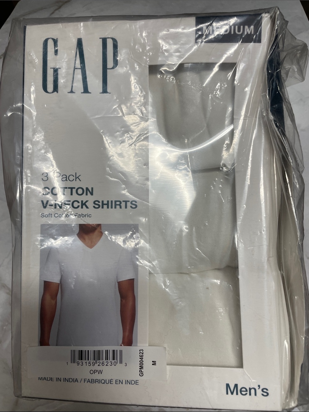 GAP Men White Cotton V-Neck 3-Pack